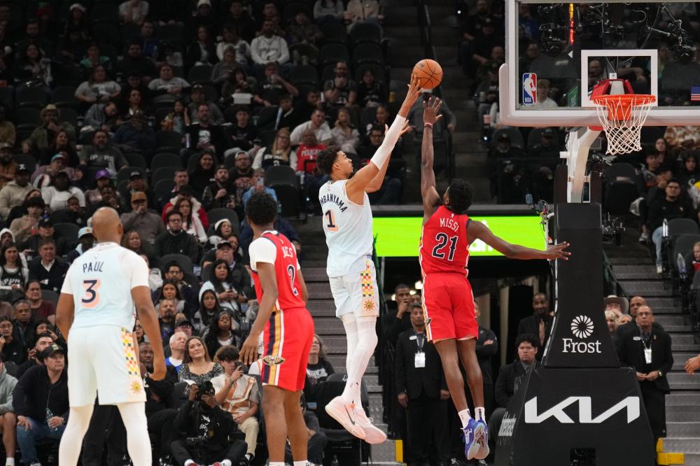 一名高水平 一名高水平