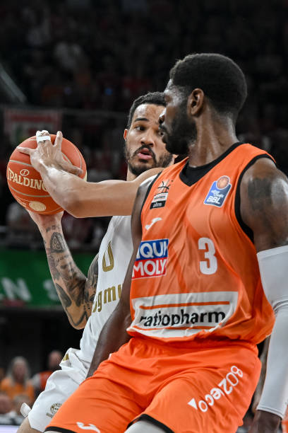 一场友谊赛 一场友谊赛